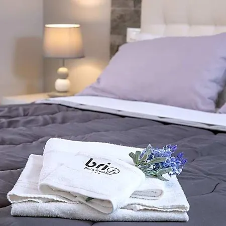 Brio 4*